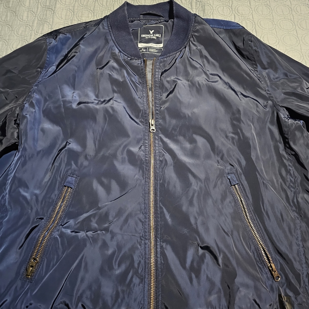 Bomber jacket - Picture 2 of 3